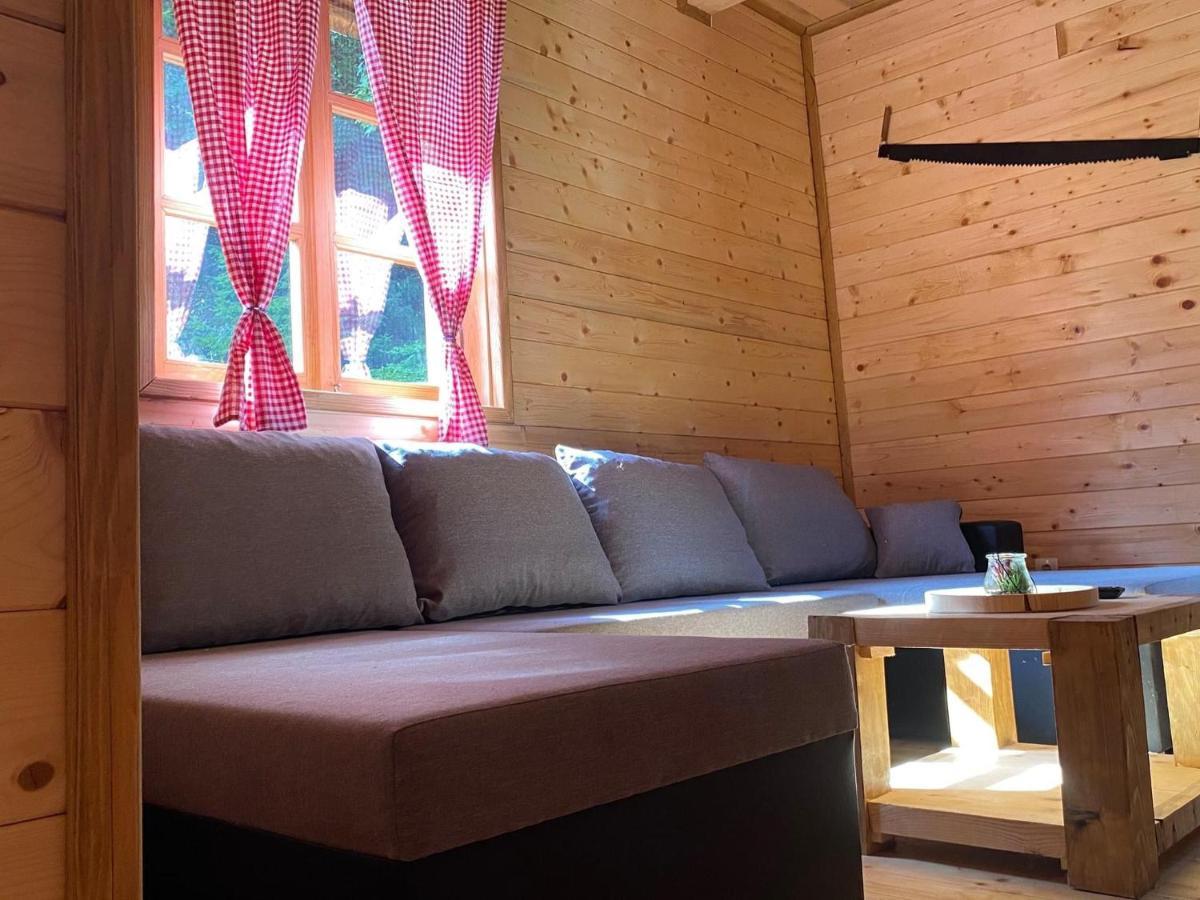 Villa Wooden House With A Waterfall "Stipanov Mlin" à Plitvička Jezera Extérieur photo